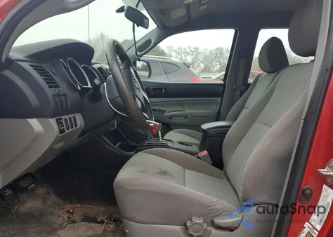 2014 Toyota Tacoma Double Cab z USA, uszkodzony, nr VIN 5TFJX4CN2EX038309